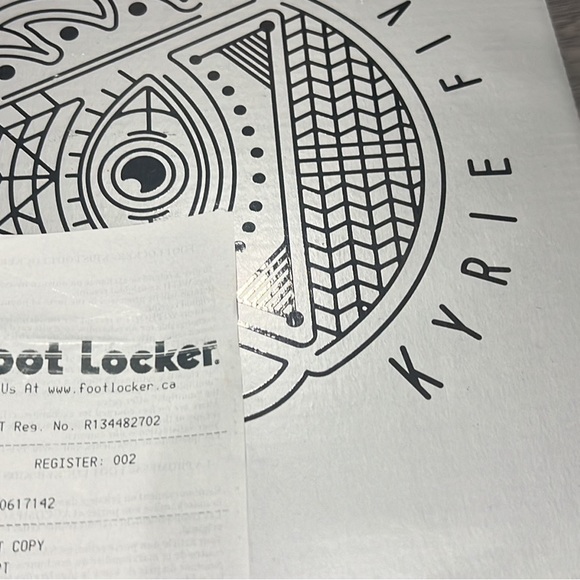 KYRIE 5 (GS) Basketball Shoe - Picture 10 of 10